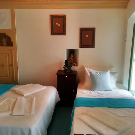 Cemil Ipekci Pension Bodrum Room photo
